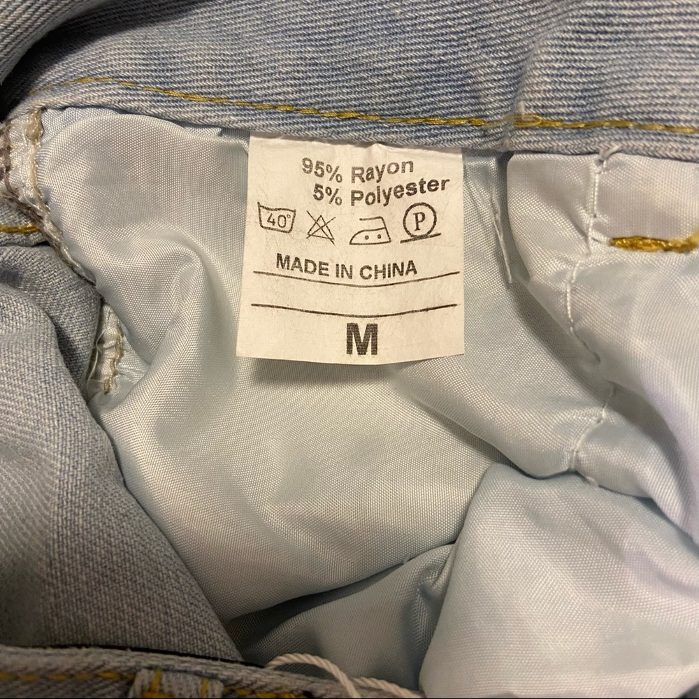 Jeans - Picture 12 of 12